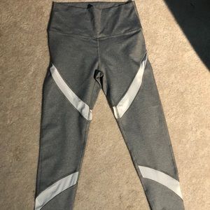 Women’s Aerie, Chill.Play.Move leggings- size Med